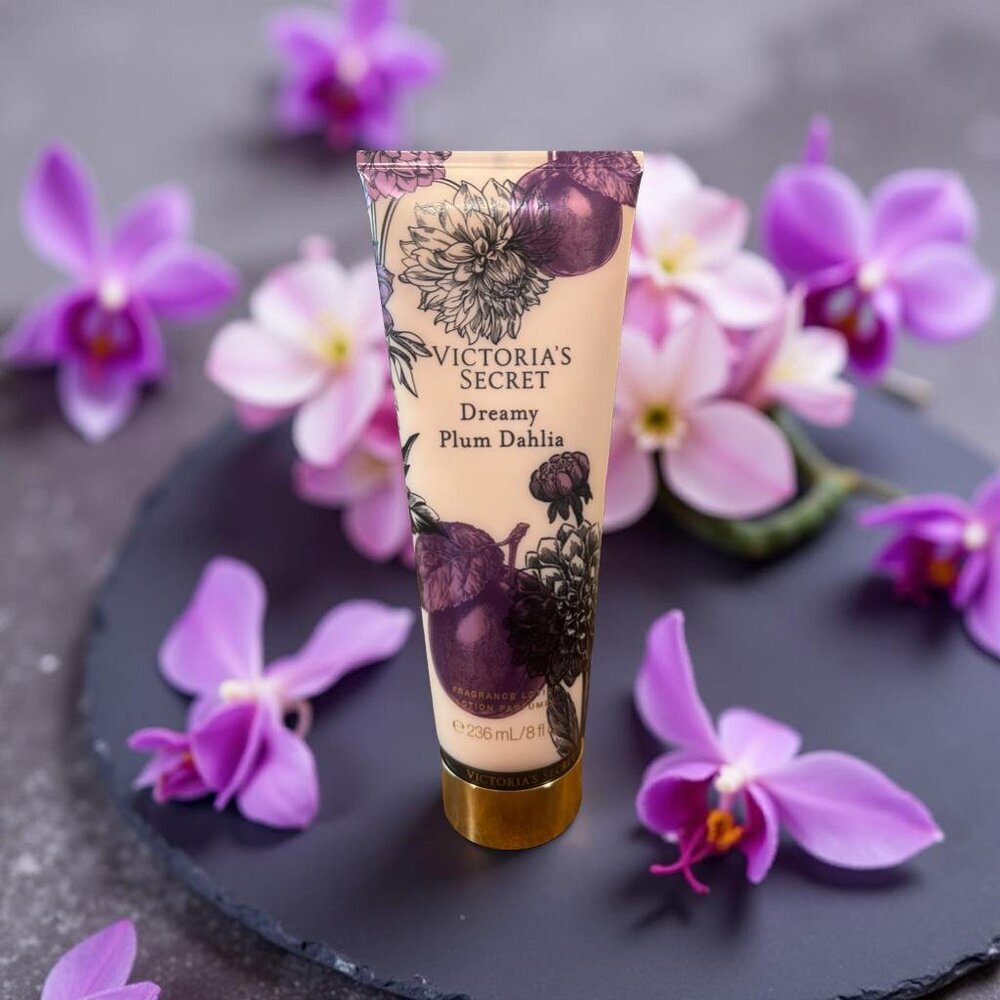 Victoria's Secret Dreamy Plum Dahlia Fragrance Lotion 8.1 oz